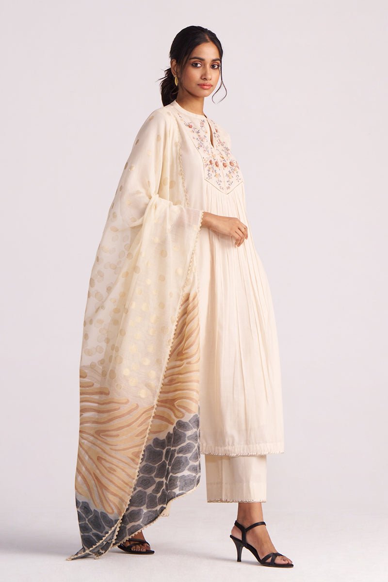Beige Mul-Chanderi Embroidered Kurta Set