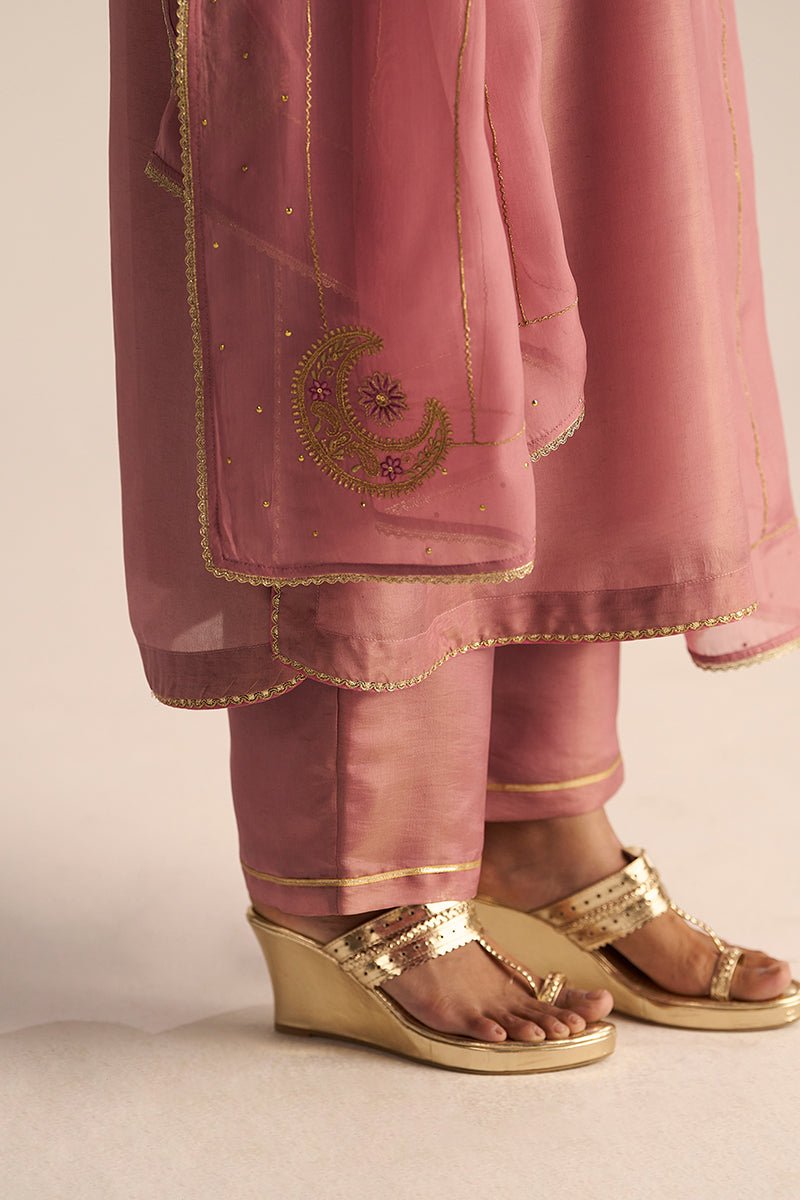 Nostalgia Rose Tissue Silk Festive Kurta Set